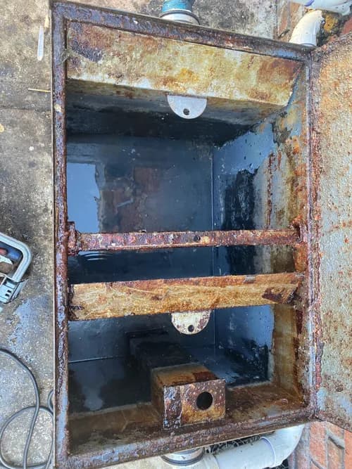 360 Grease Patrol - Photo 2