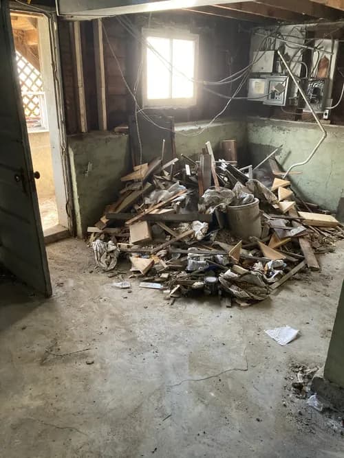 Land & Lakes Co - Photo 4