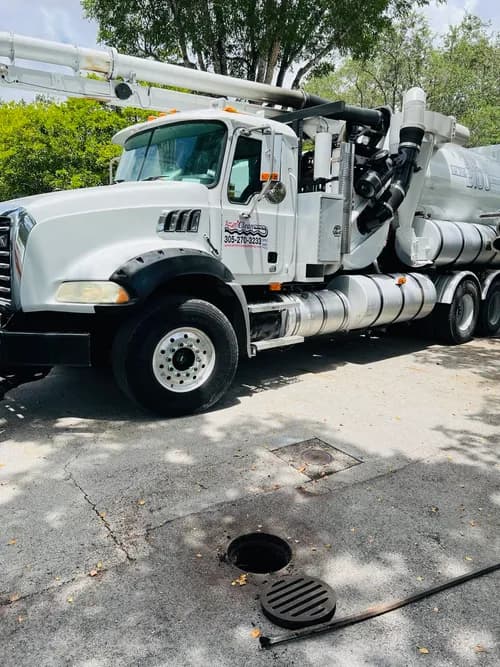 Ameri-Clean Pumping Miami - Photo 1