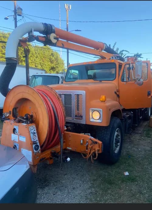 Atlanta Used Oil Recycling and Chemical Disposal LLC - Photo 2