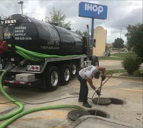 Brooks Grease Service - Photo 4