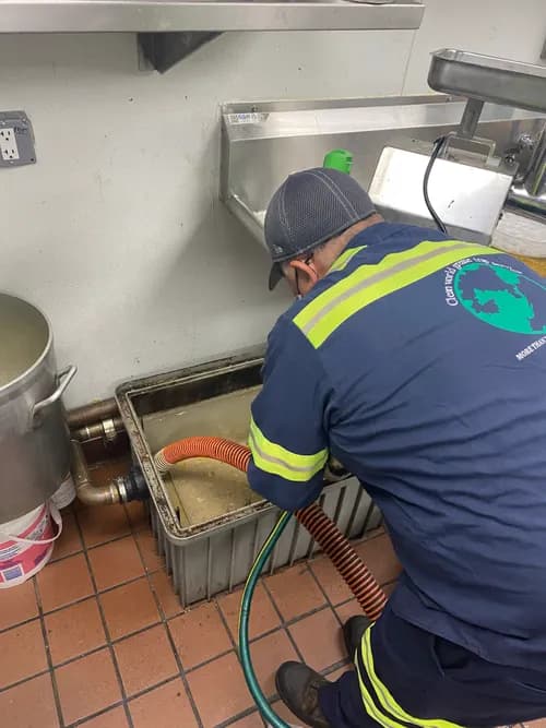 Clean World Grease Trap Service - Photo 2
