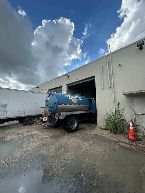 Eazy Grease - Photo 2