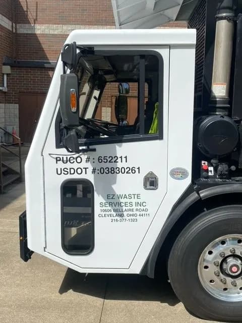 EZ Waste Service - Photo 3