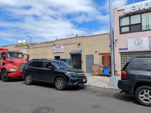 Foodtown Recycling Center - Photo 2