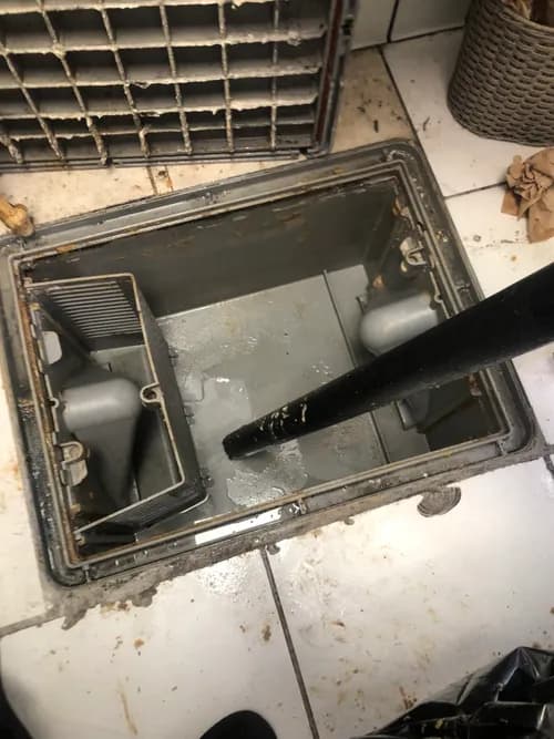 Grease Management Solutions GMS - Grease Trap Service, Used Cooking Oil Collection & Pressure Wash - Photo 1