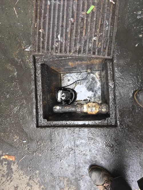 Grease Trap Cleaners and Oil Collector - Photo 2