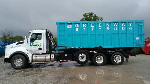 Green with Indy - Photo 2