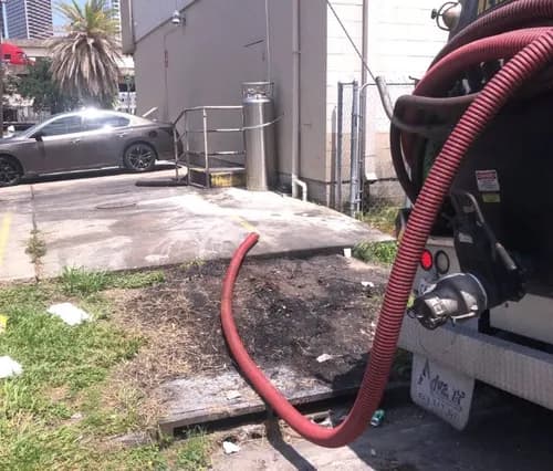 Hesperia Grease Trap Services - Photo 4