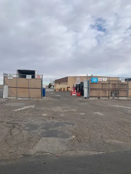 Household Hazardous Waste Collection Center - Photo 4