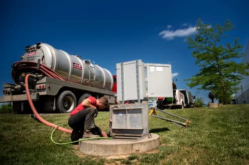 J & S Liquid Waste Services Inc. - Photo 1