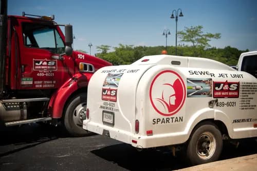 J & S Liquid Waste Services Inc. - Photo 4