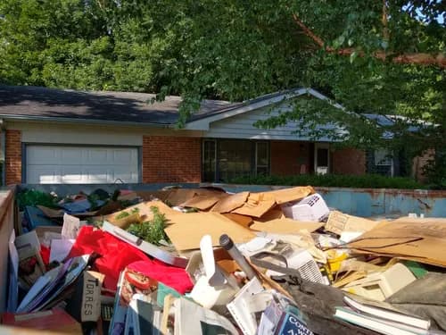 Lift Waste & Recycling - Photo 5