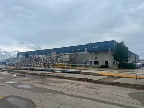 Republic Services of Iowa Cedar Rapids location MRF - Photo 2