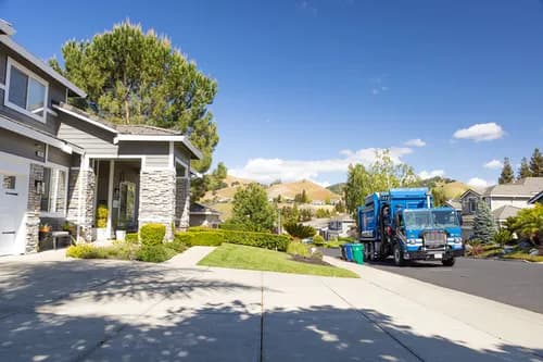 Republic Services Salem Recycling Center - Photo 3