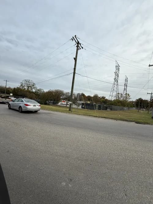 Residential Waste and Recycling Facilities - Photo 4