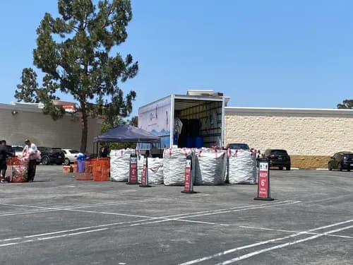 Used Oil Collection Center - Photo 4